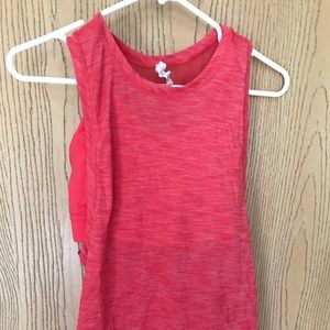 Lululemon tank